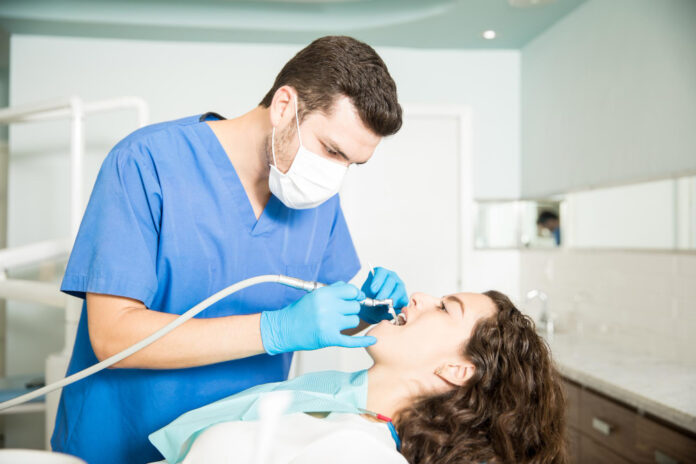 Seek Immediate Dental Attention from Emergency Dentists